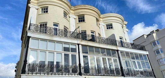 Flat to rent in Marine Parade, Brighton, East Sussex BN2