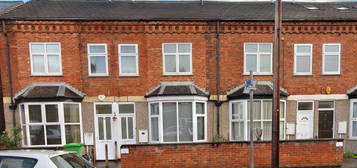 Flat to rent in Montpelier Road, Dunkirk, Nottingham NG7