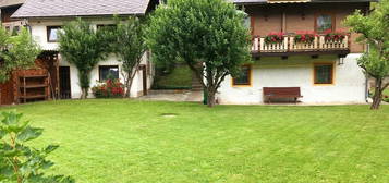 Gemütliches Haus mit großem Garten und Doppelgarage in der schönen Nationanpark…