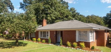 18 Brantwood Dr, Montgomery, AL 36109