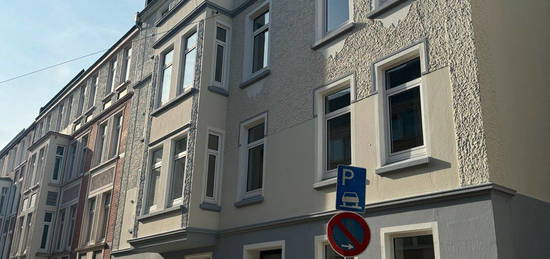 Kernsanierte 2 Zimmerwohnung