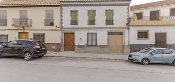 Casa en calle Mariana Pineda en Padul