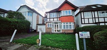 4 bed detached house to rent