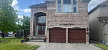 45 Walford Rd, Markham, ON L3S 2T1