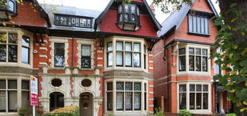 Flat to rent in Cathedral Road, Pontcanna, Cardiff CF11