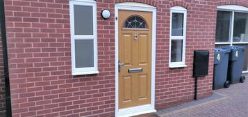 Flat to rent in Lickey Road, Cofton Hackett, Birmingham B45