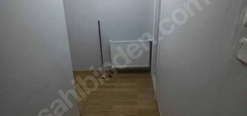 TALATPAŞA MAHALLESİNDE 90 m2 2+1 METROBÜSE 5 DK BAKIMLI DAİRE