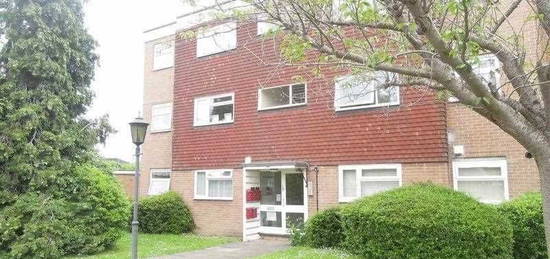 Flat to rent in Tithe Court, Slough, Berkshire SL3