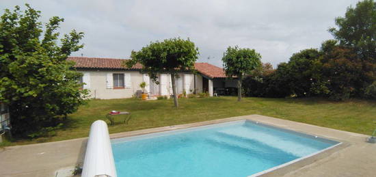 Vente maison 105 m² Bretx (31530) 380.000