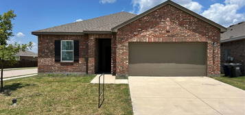 533 London Dr, Lavon, TX 75166