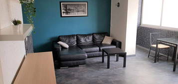 Chambre disponible dans notre appartement T3 au pied tram T4 direct Fac Lyon 3, Part-Dieu et La Doua