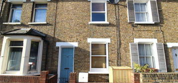 2 bedroom terraced house