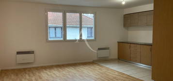 Appartement  à louer, 2 pièces, 1 chambre, 47 m²