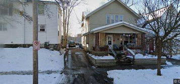 808 Veto St NW #2, Grand Rapids, MI 49504