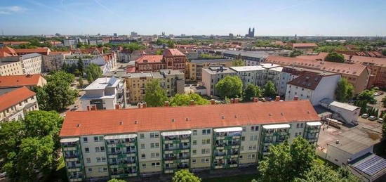 2-Raumwohnung in beliebter Lage Stadtfeld Ost mit Balkon