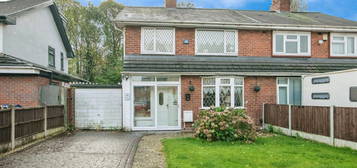 3 bed semi-detached house for sale