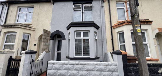 3 bed terraced house to rent