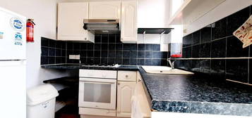 3 bedroom flat to rent