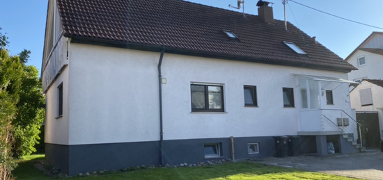 2,5-Zimmer-Wohnung mit Einbauküche und großer Loggia in Staig-Fronreute