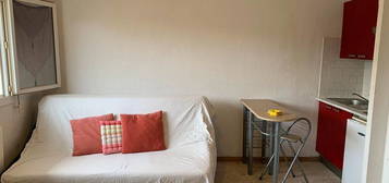 Studio 19m2 parking montpellier