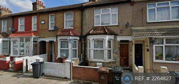 2 bedroom terraced house