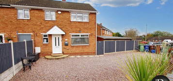 3 bedroom semi-detached house for sale