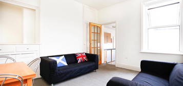 3 bed flat to rent