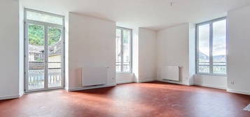 Location appartement 4 pièces 84 m²