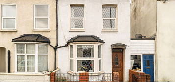 3 bed terraced house for sale