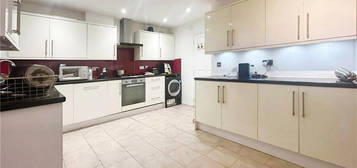 4 bedroom terraced house to rent