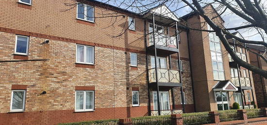 Flat to rent in Lakeside Boulevard, Doncaster DN4