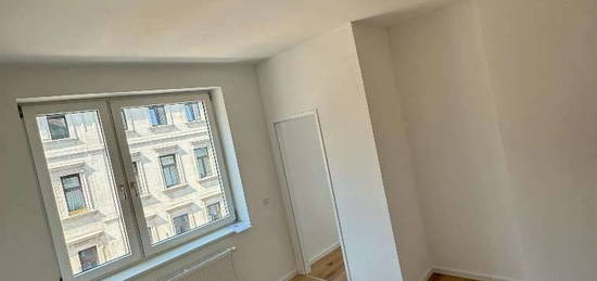 Erstbezug sanierte WG-taugliche Wohnung in 1100 Wien