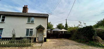 3 bedroom semi-detached house to rent