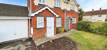 3 bed detached house to rent