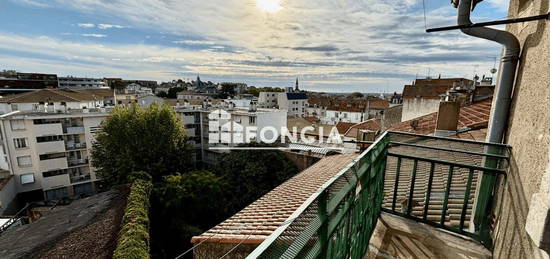 Appartement T4 avec balcon et une pièce en plus