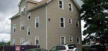 1255 N Main St, Providence, RI 02904