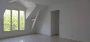 Appartement  à louer, 3 pièces, 2 chambres, 50 m²