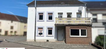 NÄHE SAARBURG: WOHNHAUS MIT 4 SCHLAFZIMMERN / 2 WOHNUNGEN MÖGLICH