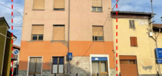 Appartamento all'asta via Roma, Torre Beretti e Castellaro