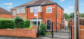 3 bed semi-detached house for sale