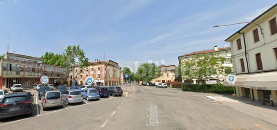 Trilocale piazza Repubblica, Bastiglia