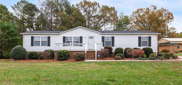 131 Loftis Rd, Reidsville, NC 27320