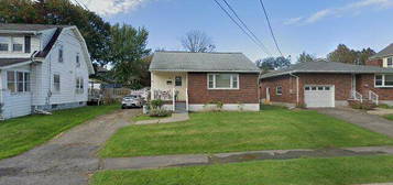 8 Gates St, Binghamton, NY 13903