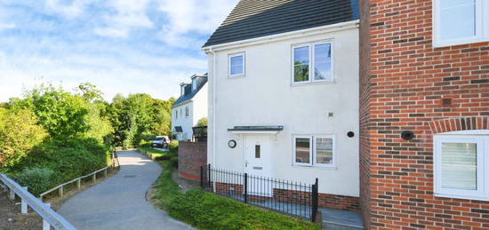 2 bed end terrace house for sale