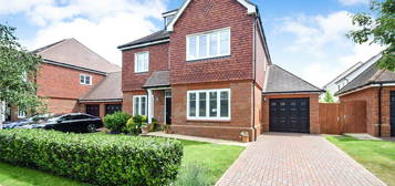 5 bed detached house for sale