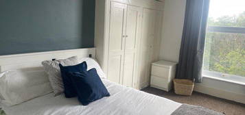 Room to rent in St. Michaels Road, Paignton TQ4