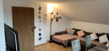 Schöne 2-Zimmer-DG-Wohnung mit Balkon und EBK in Kempten (Allgäu)