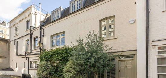 Mews house for sale in Kynance Mews, South Kensington, London SW7