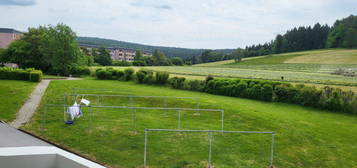 Wohnung mit Balkon, Waldblick und Stellplatz