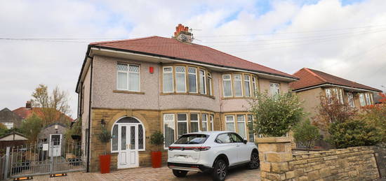 3 bed semi-detached house for sale